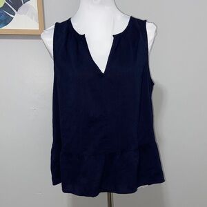 GAP peplum v neck top